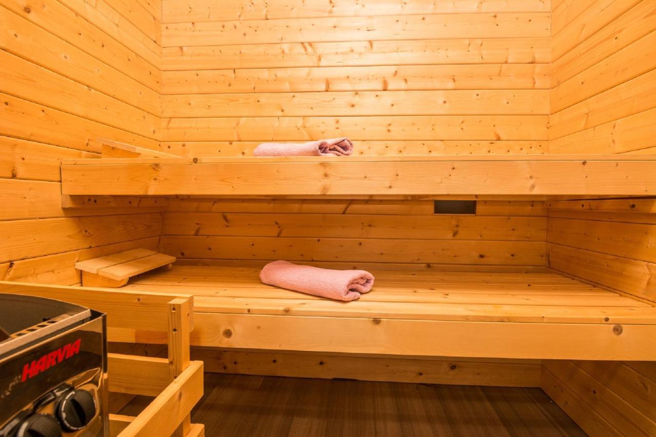 Holiday Home Tower With Private Pool, Sauna And Quads Smilcic エクステリア 写真